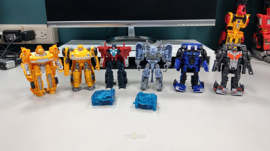 Transformers Bumblebee   In Hand Images Of Power Plus Wave 1 Assortment Toys 01 (1 of 18)